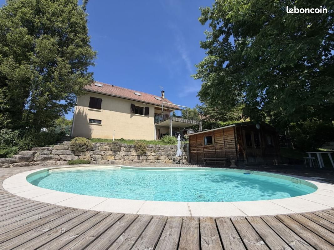 Maison 6 pièces 114 m² · à Verel-de-Montbel · 114 m² · 345 000 €