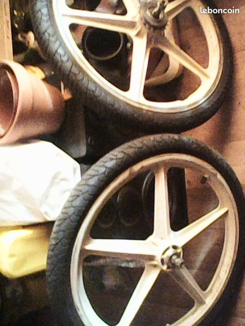 Paire de jante old school complète prix négociable à retirer sur place (image 1)