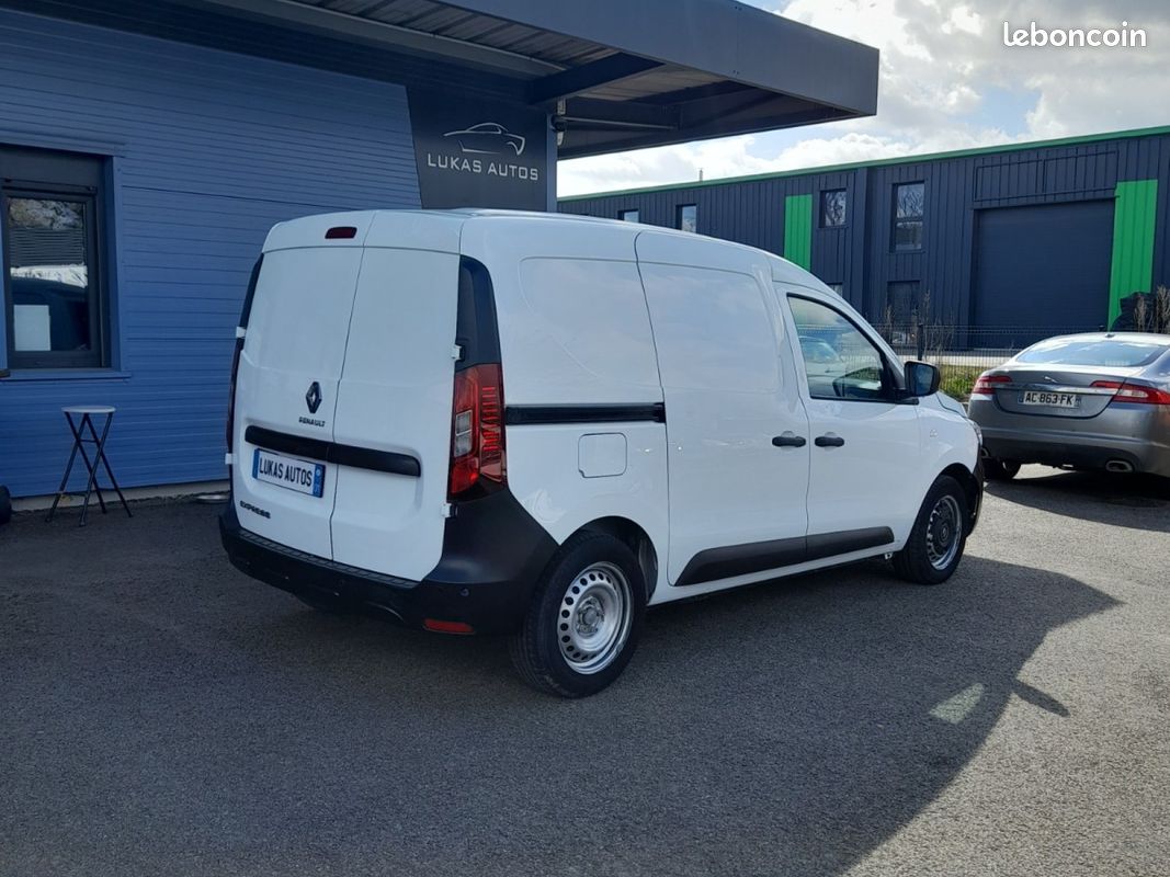 Renault express van blue dci 95 confort prix 10000 ht (image 6)