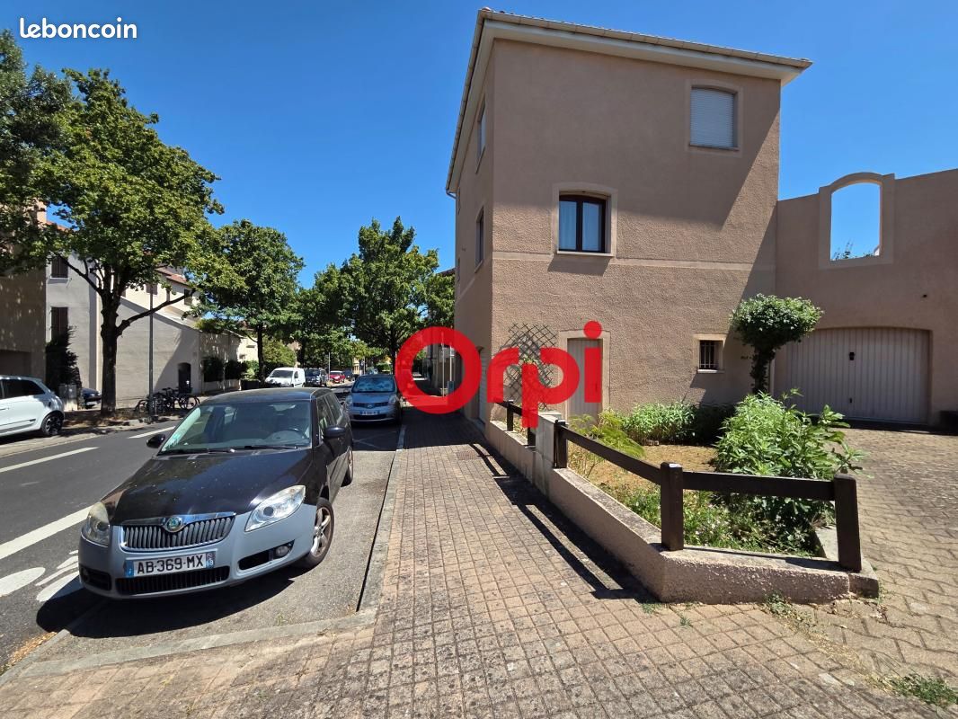 Maison 4 pièces 82 m² · à Oullins-Pierre-Bénite · 82 m² · 300 000 €