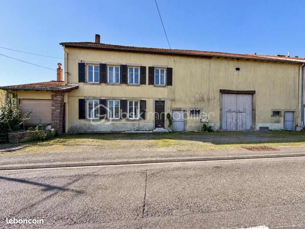 Maison 7 pièces 237 m² · à Buhl-Lorraine · 237 m² · 115 000 €