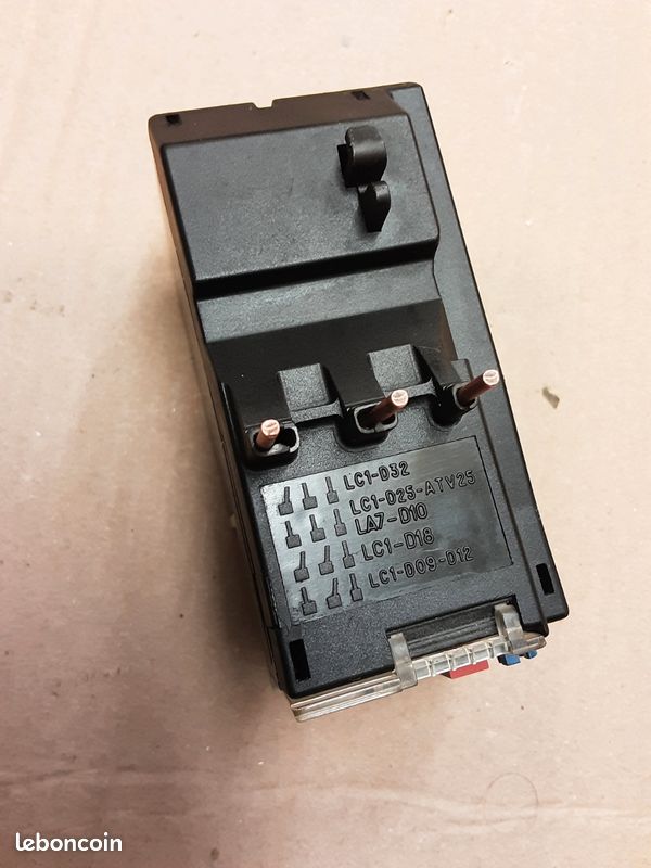 Contacteur De Sécurité Telemecanique LR2 D1322 - 17-25A - Neuf (sans Emballage)