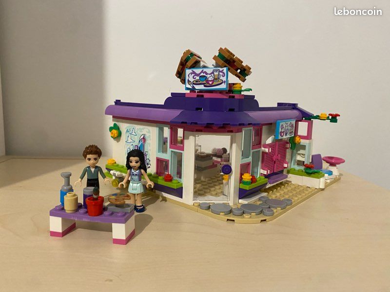Lego Friends (image 1)