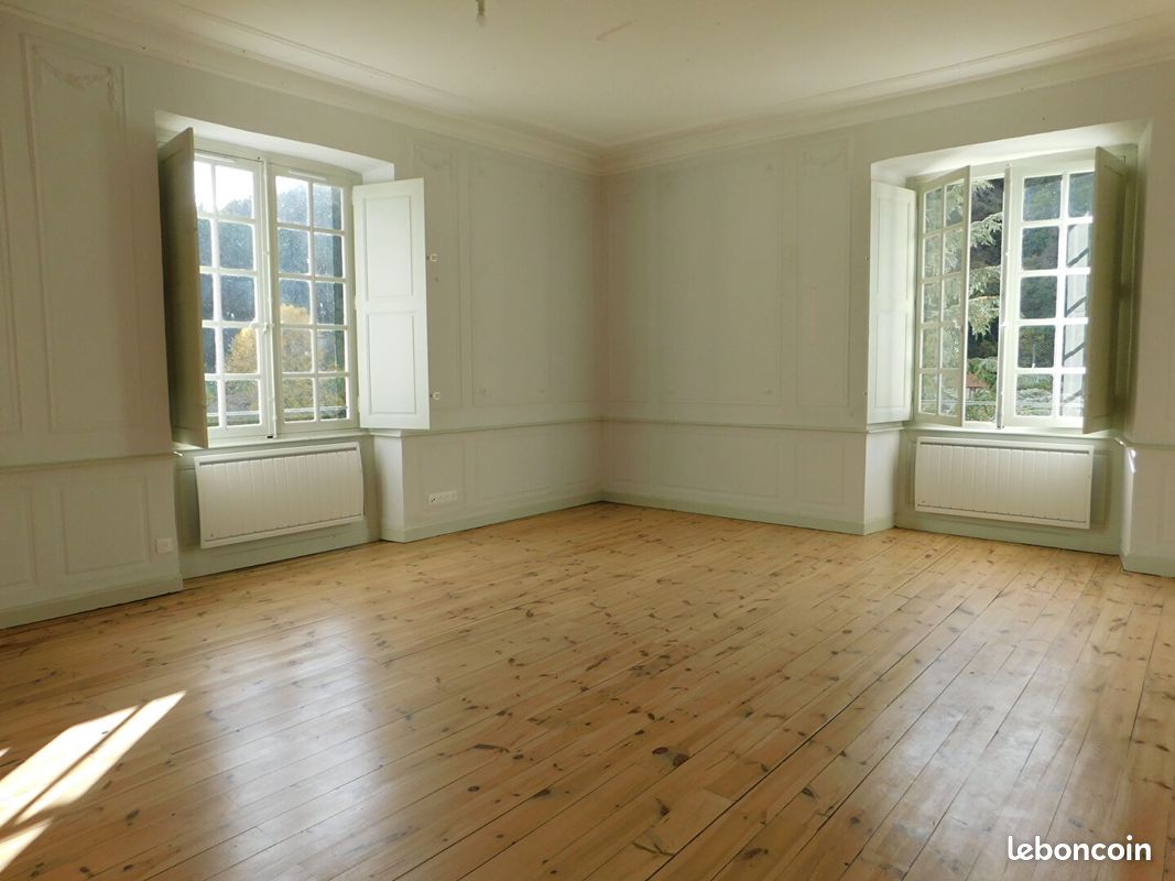 Appartement 3 pièces 97 m² · à Lavoûte-Chilhac · 97 m² · 482 €/mois