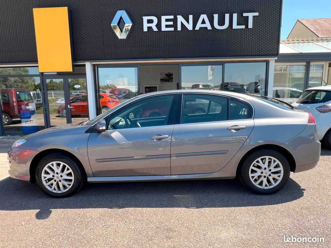 RENAULT LAGUNA III (2) 1.5 DCI 110 LIFE ECO2 Automatique EDC (image 6)