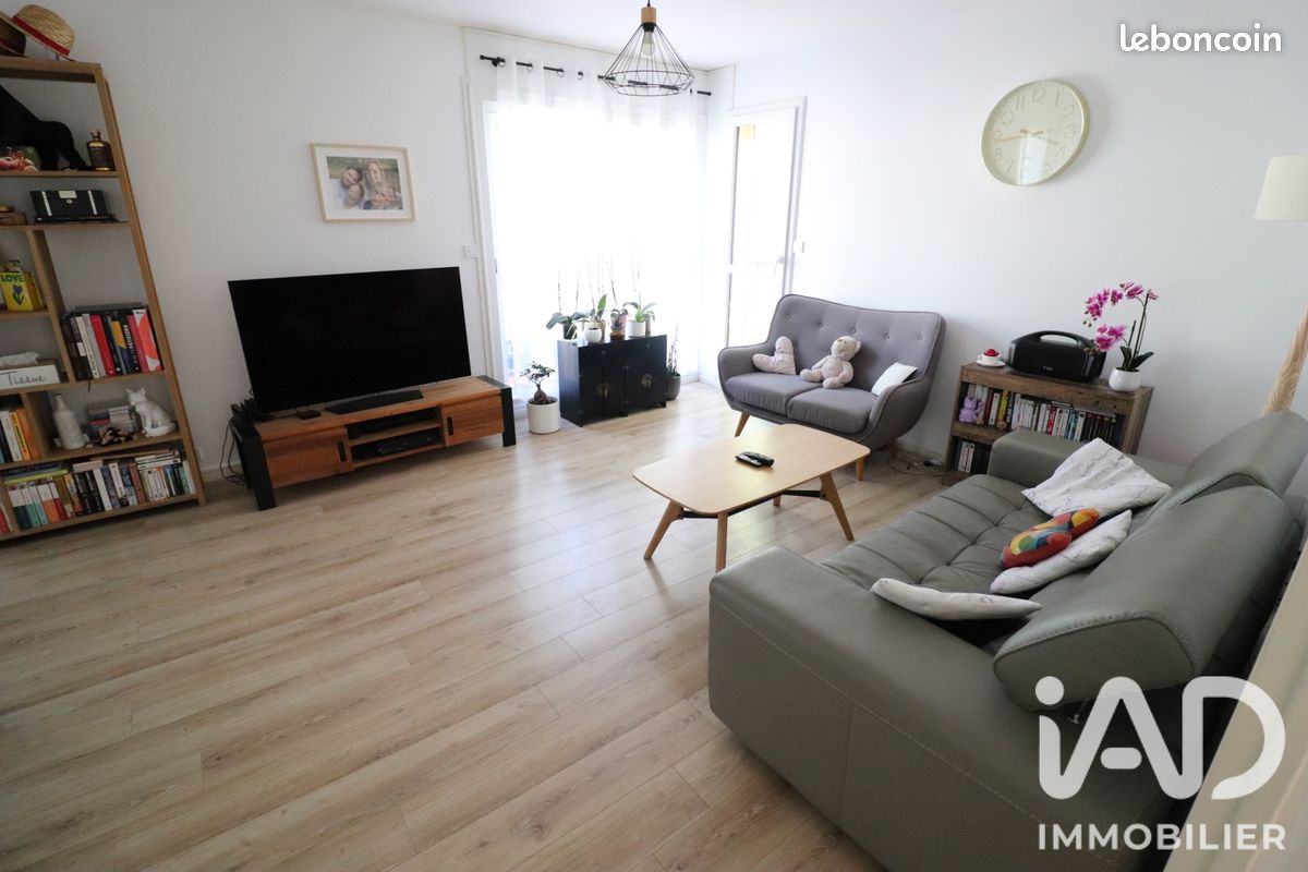 Appartement 4 pièces 71 m² · à Avon · 71 m² · 135 000 €