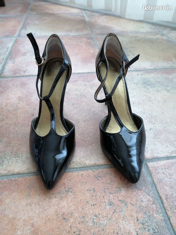 Escarpins vernis noirs p. 37 (image 2)
