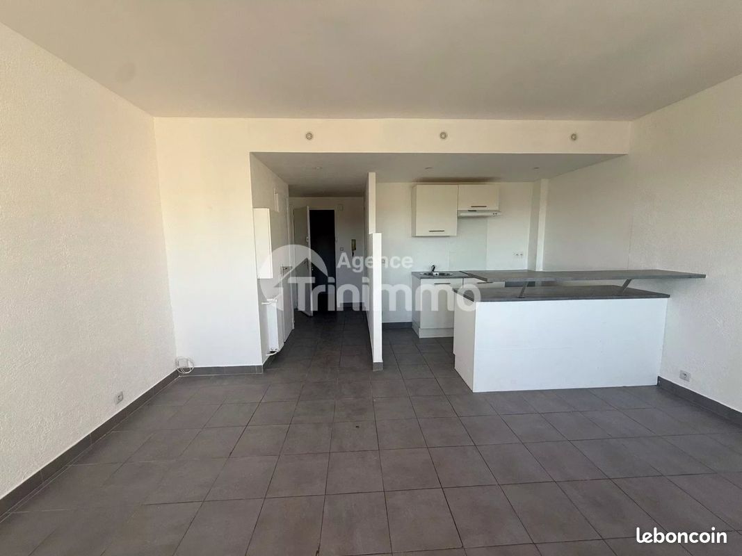 Appartement 1 pièce 34 m² · à Les Angles · 34 m² · 450 €/mois
