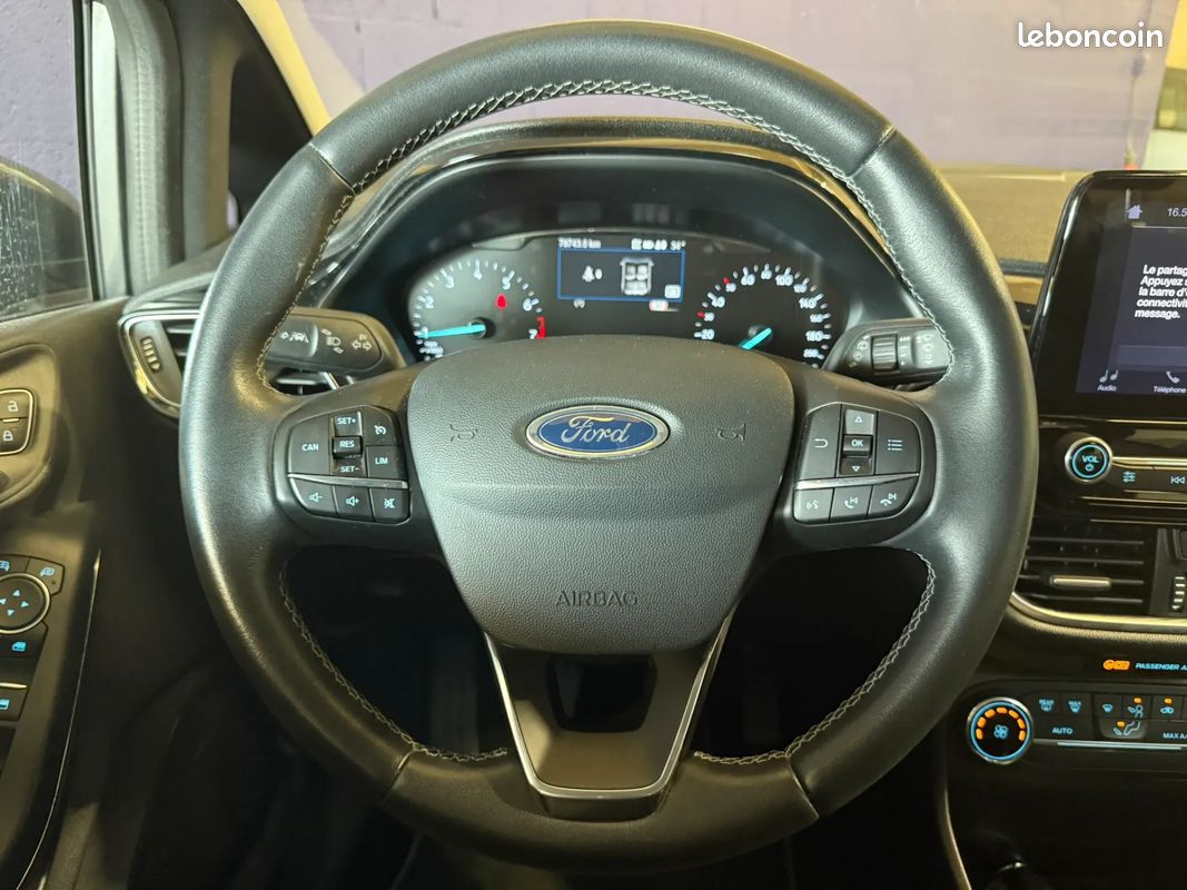 FORD Fiesta 1.0 100ch Titanium - 2019 - Suivi complet - CARPLAY - Bon état général (image 22)
