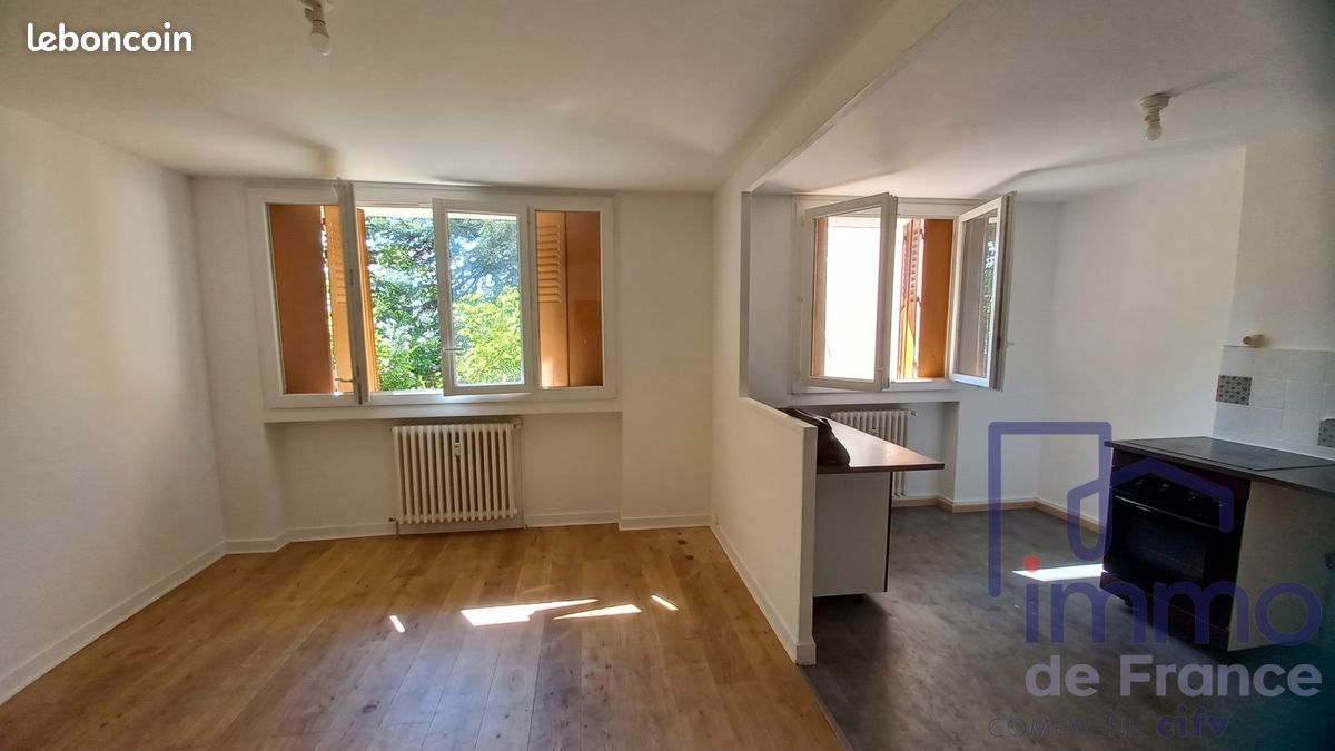 Appartement 2 pièces 47 m² · à Saint-Étienne · 47 m² · 53 000 €