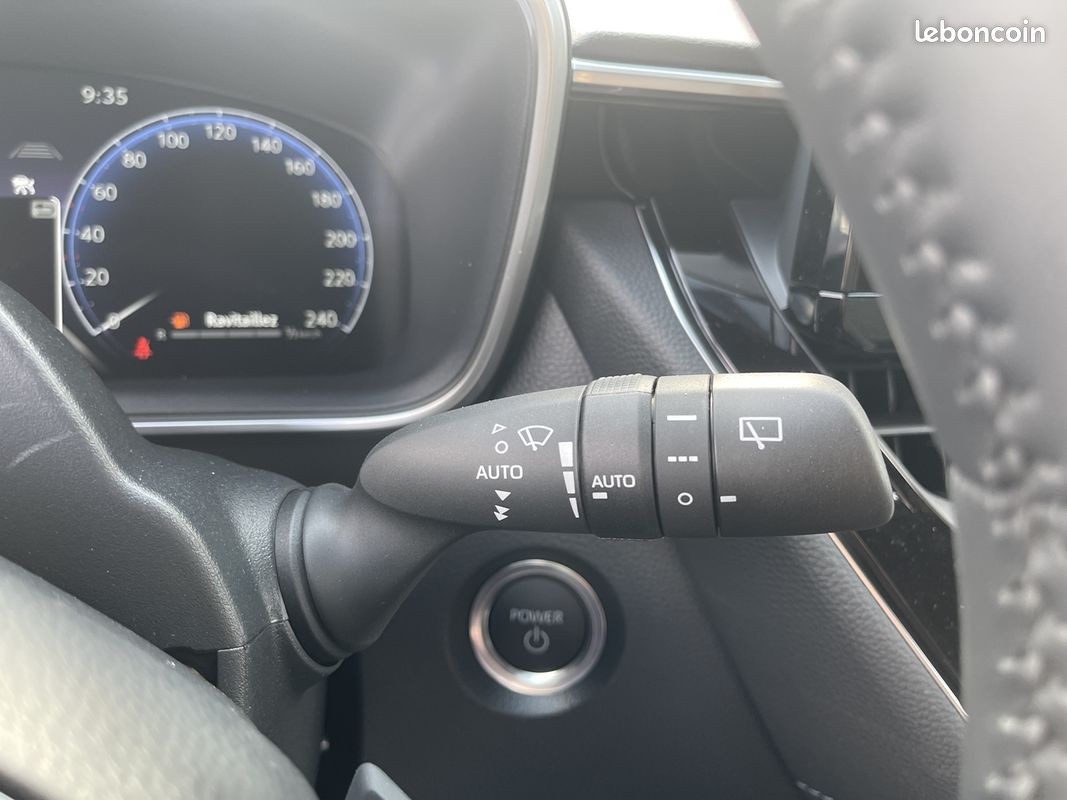 Toyota COROLLA TOURING SPT 2.0 178CH DESIGN MY26 (image 25)