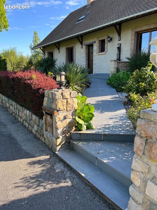 Maison 9 pièces 152 m² · à Menneville · 152 m² · 385 000 €