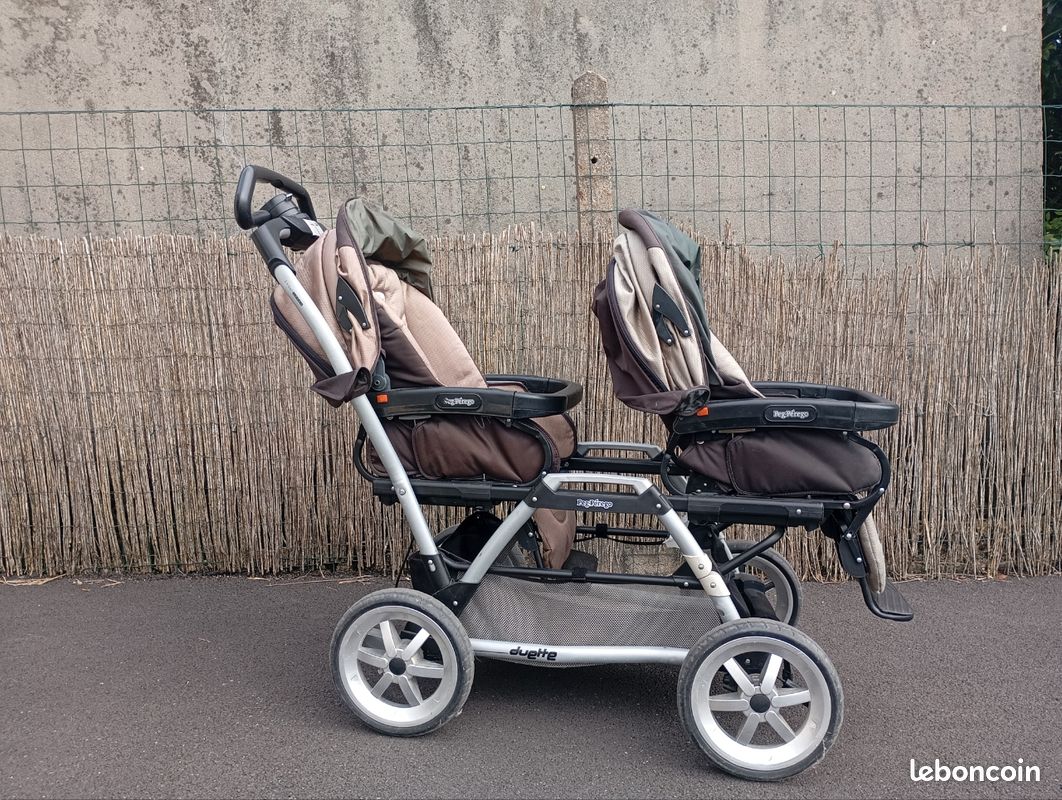 Poussette double peg perego volant Équipement bébé