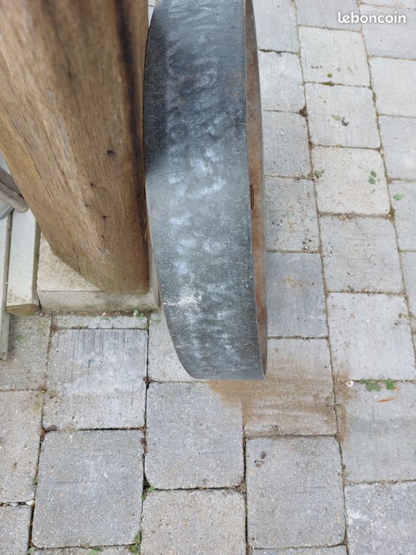 Roue en fer (image 2)
