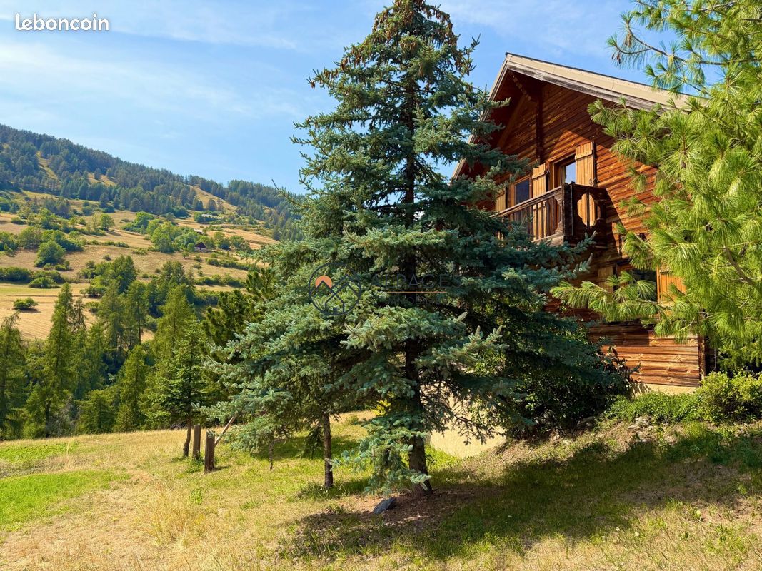 Maison 4 pièces 120 m² · à Vars · 120 m² · 555 000 €