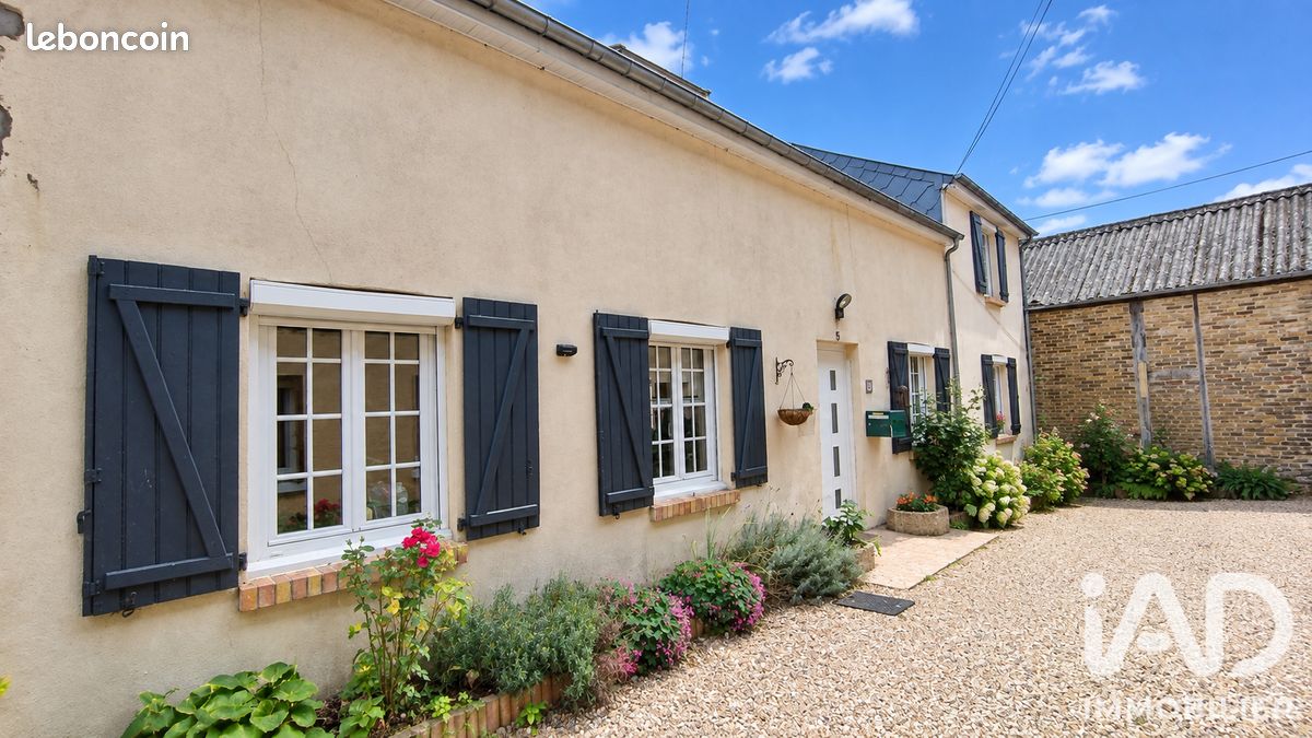 Maison 5 pièces 134 m² · à Oissel-sur-Seine · 134 m² · 235 000 €