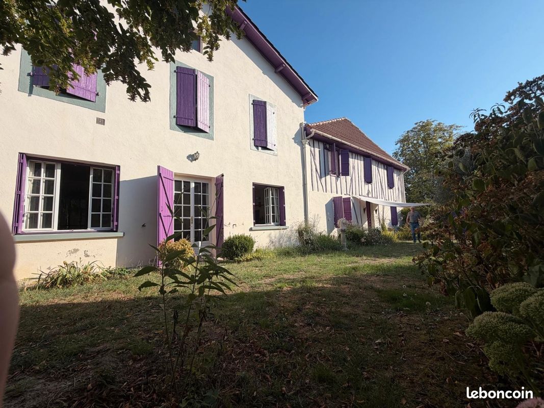 Maison 6 pièces 189 m² · à Plaisance · 189 m² · 270 000 €