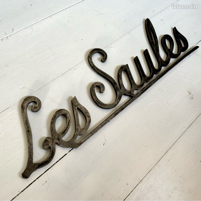 Ancienne plaque enseigne de villa maison Les Saules (image 1)