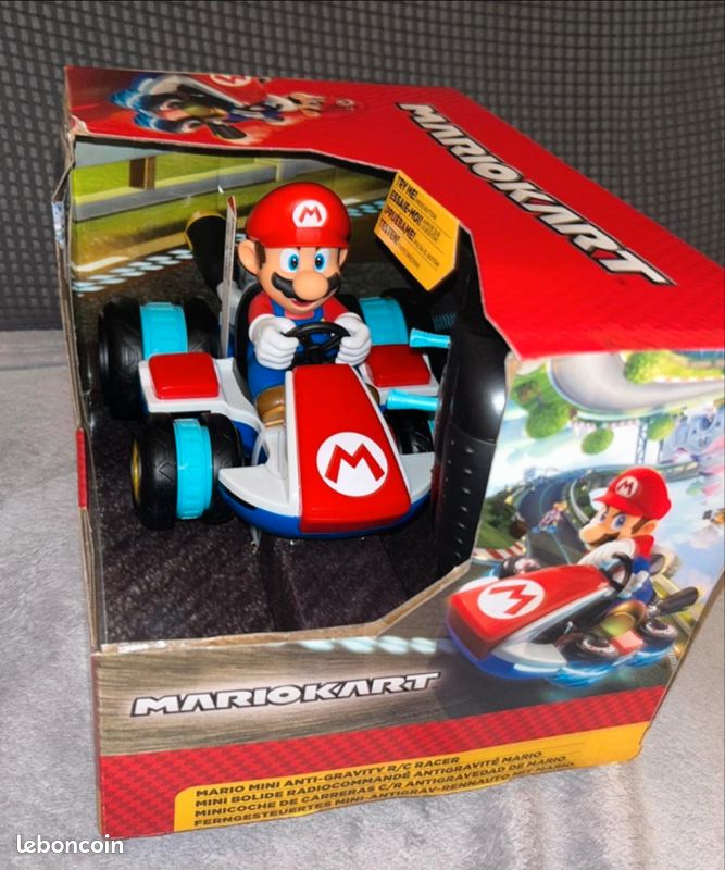 Voiture radiocommandée Mario Kart (image 2)