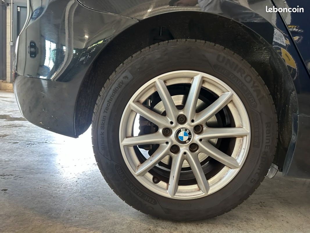 BMW Série 2 ActiveTourer 2.0 D 150ch Business BVM - 2015 - Sièges sport - Phares LED - Bluetooth (image 24)