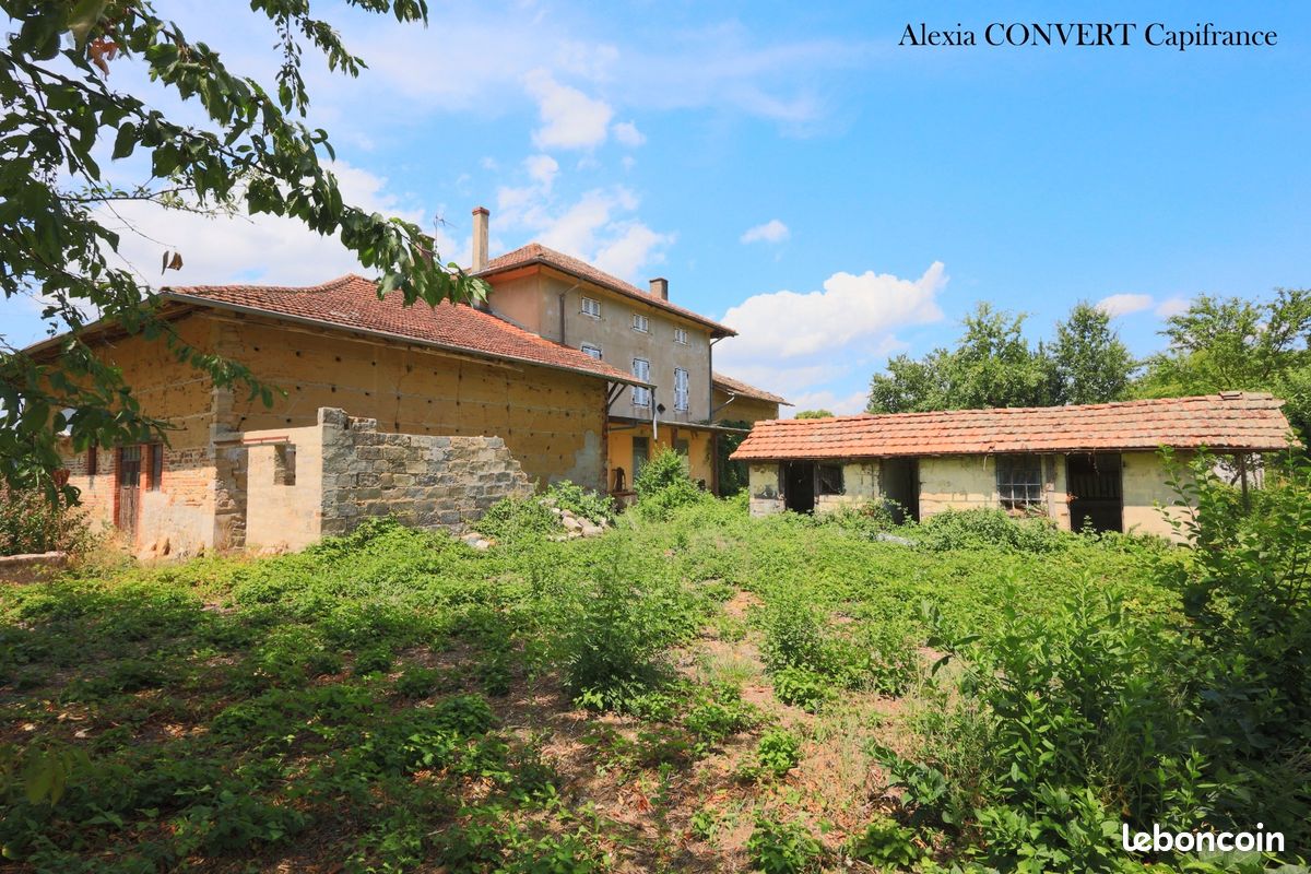 Maison 2 pièces 115 m² · à Foissiat · 115 m² · 109 000 €