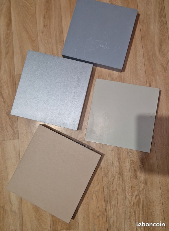 Étagères carrées 25×25cm (image 1)