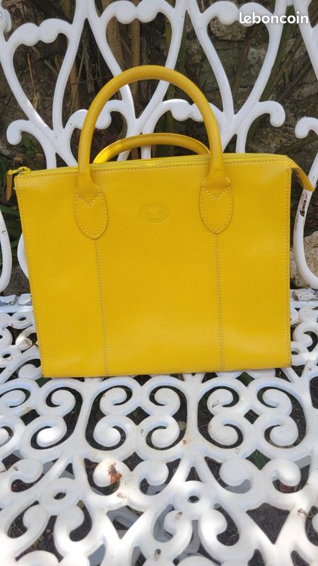 Sac à main en cuir jaune (image 1)