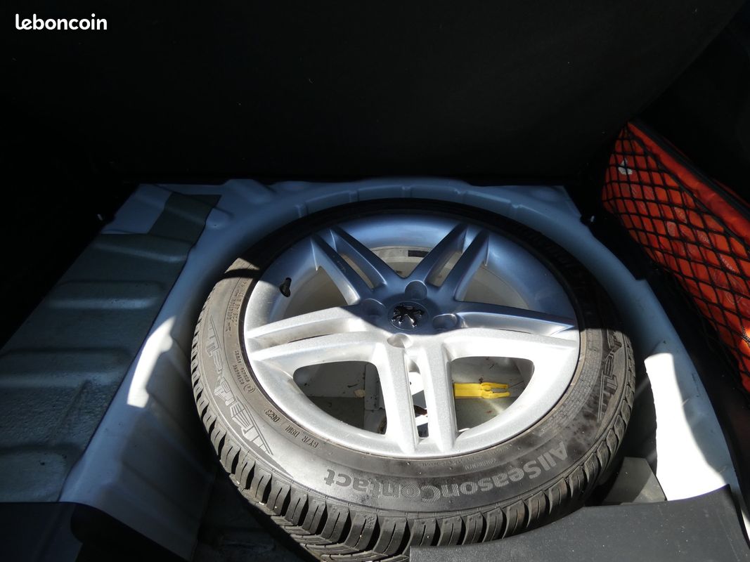 PEUGEOT 308 CC 2.0 HDi 163ch Féline (image 16)