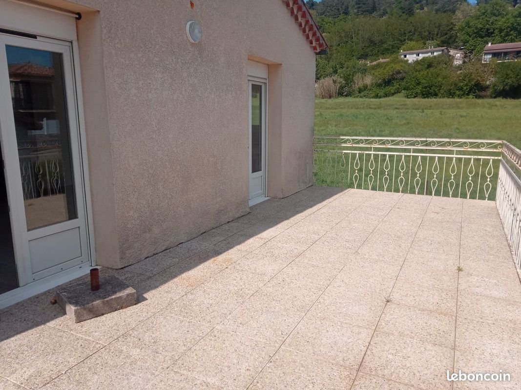 Appartement 3 pièces 63 m² · à Lasalle · 63 m² · 670 €/mois