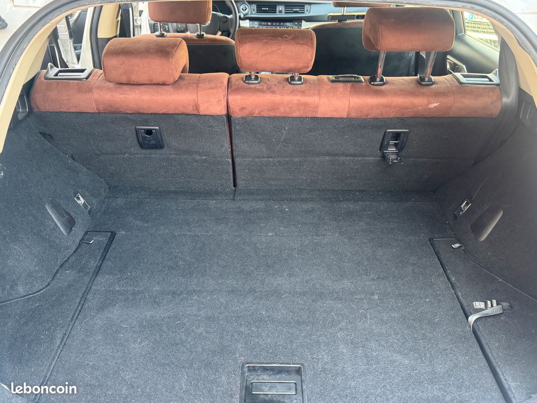 Lexus CT 200h Pack Business (image 7)