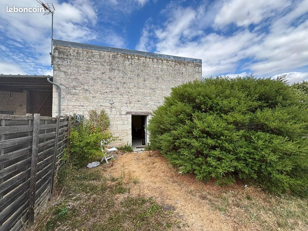 Maison 5 pièces 85 m² · à Marçay · 85 m² · 110 000 €