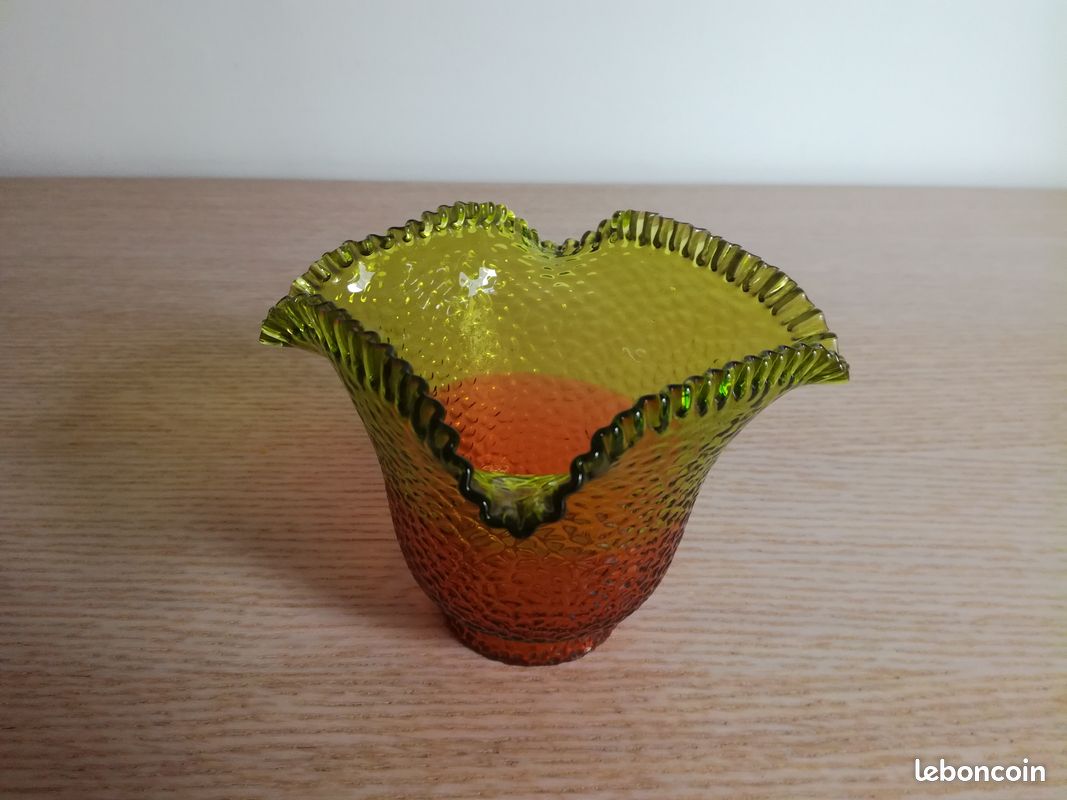 Ancienne tulipe bicolore orange / vert pour lampe à pétrole (image 1)