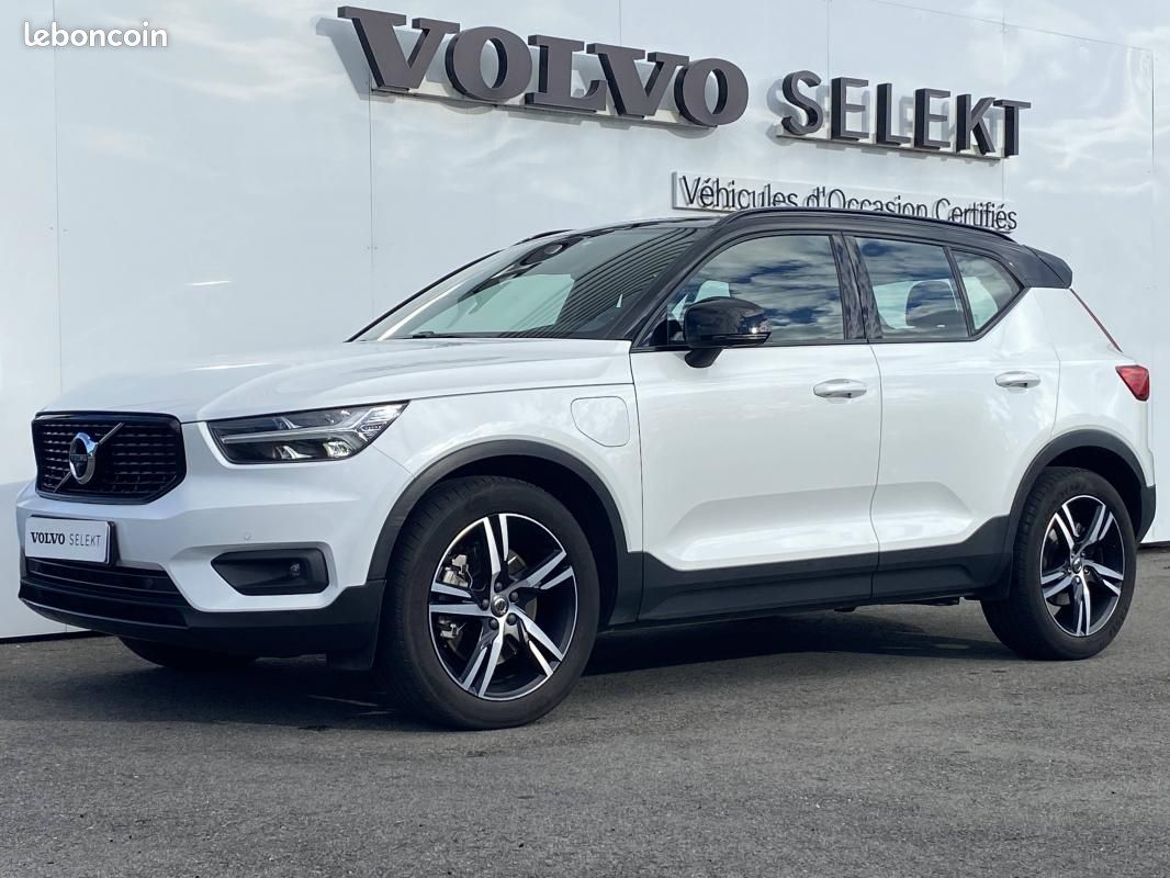 Volvo XC40 T4 Recharge 129+82 ch DCT7 RDesign 5p Voitures