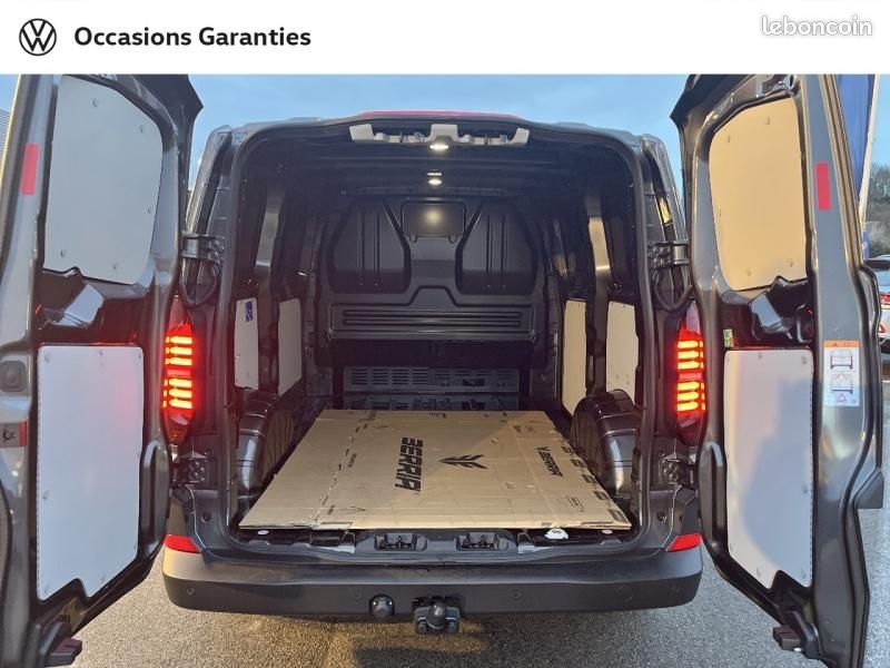 Volkswagen Transporter Fg Van L1 2.0 TDI 150ch Business BVA8 (image 17)