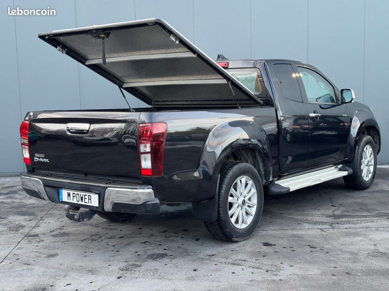 19999 ht isuzu d-max space cabine approfondi 1.9 164 cv 4wd 4x4 pickup solar plus / CTTE / TVA RÉCUPÉRABLE / 4 PLACES (image 3)