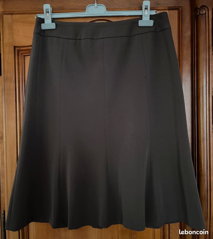 Jupe marron Antonelle T42 – Laine & polyester – Longueur 60 cm – Excellent état (image 1)