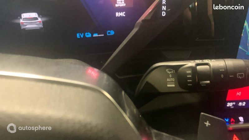 Renault Espace 1.2 E-Tech full hybrid 200ch Iconic 7 places - 25 (image 24)