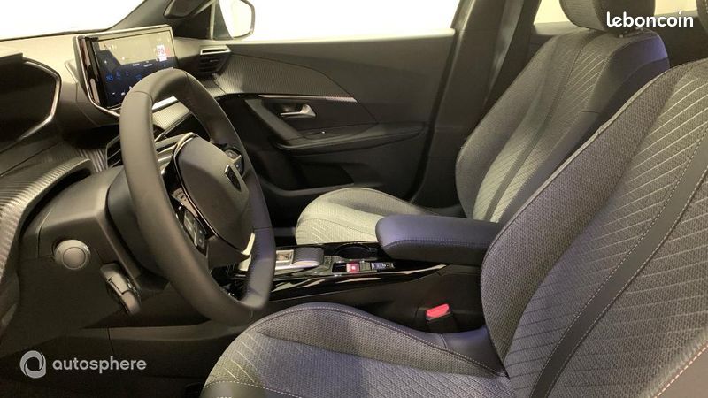 Peugeot 2008 1.2 Hybrid 110ch Allure e-DCS6 (image 12)