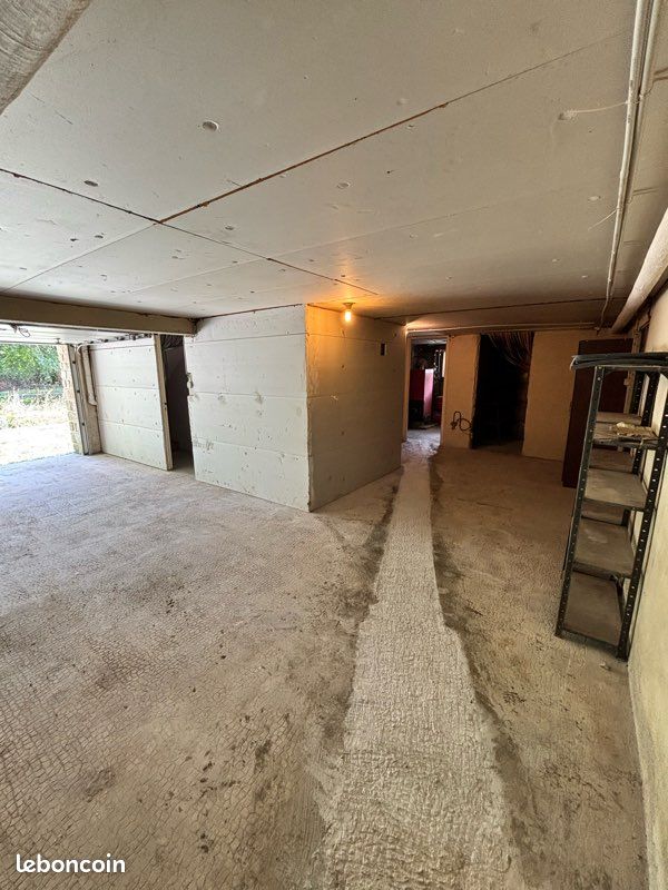 Maison familiale lumineuse – 140 m² avec grand jardin – Centre de Merdrignac (image 19)