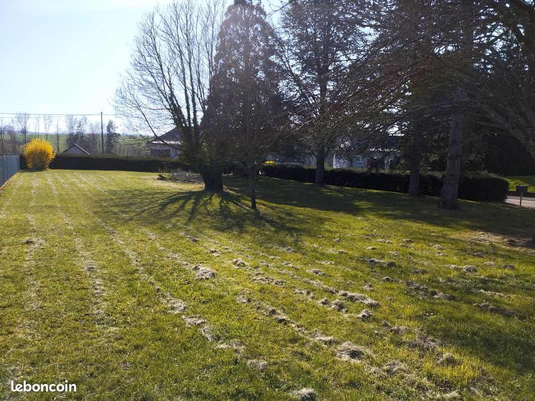 Terrain constructible 10 ares hors lotissement · à Harskirchen · 45 000 €