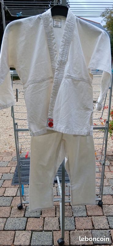 Kimono enfant 6 7 ans (image 1)