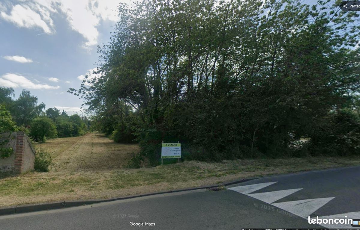 Terrain constructible 3118m2 · à Saint-Gondon · 50 000 €