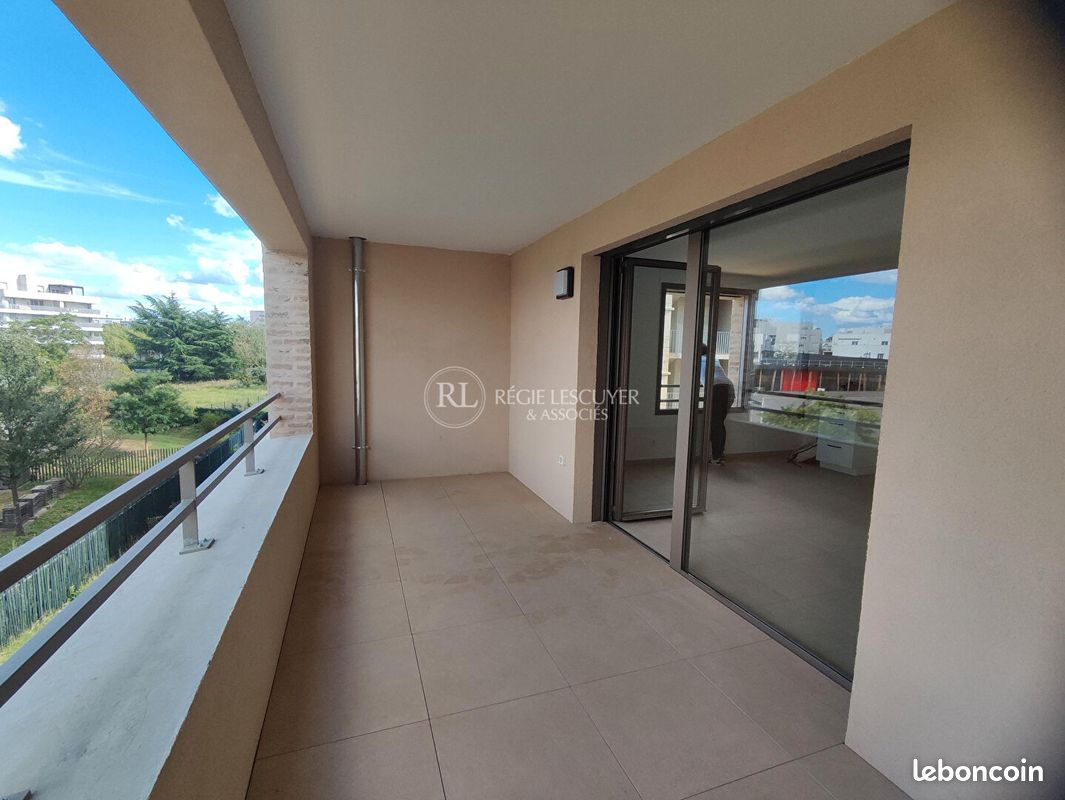 Appartement 3 pièces 69 m² · à Saint-Priest · 69 m² · 1 047 €/mois