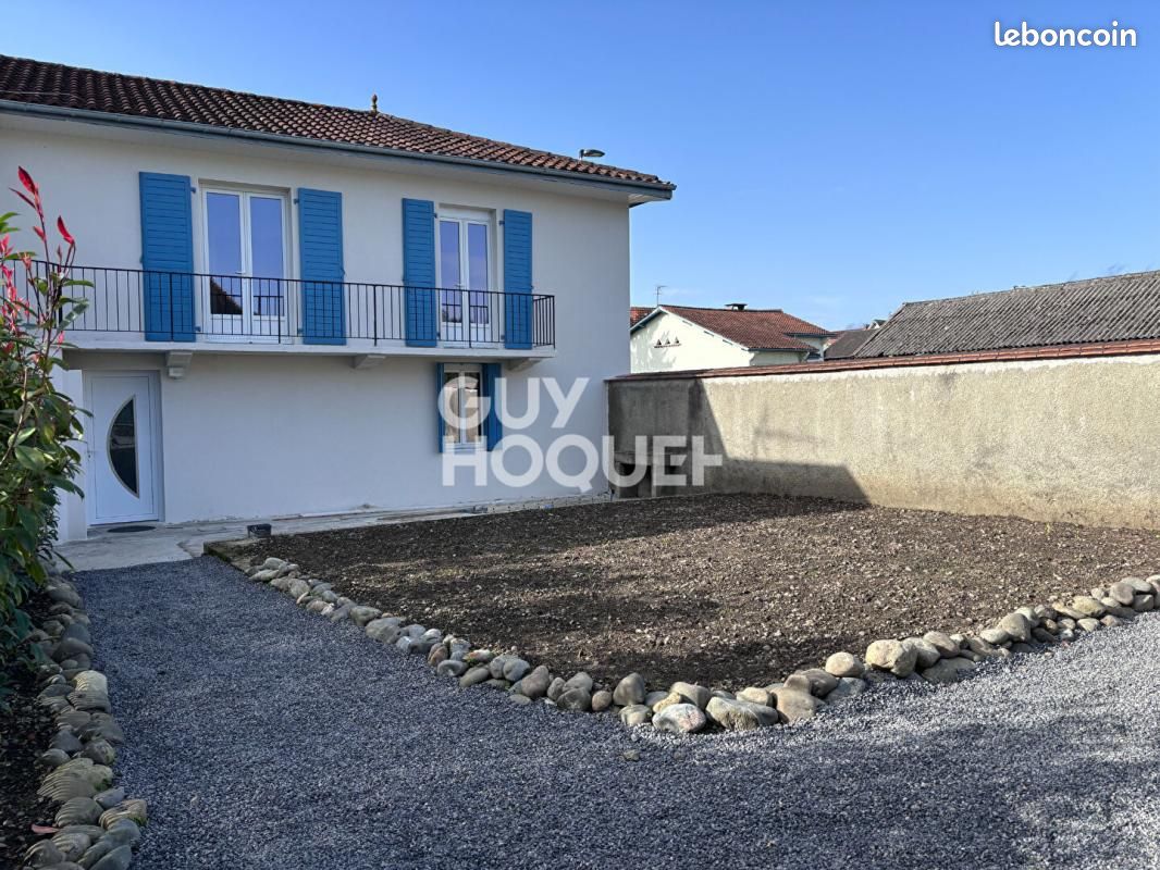 Maison 4 pièces 88 m² · à Artix · 88 m² · 860 €/mois