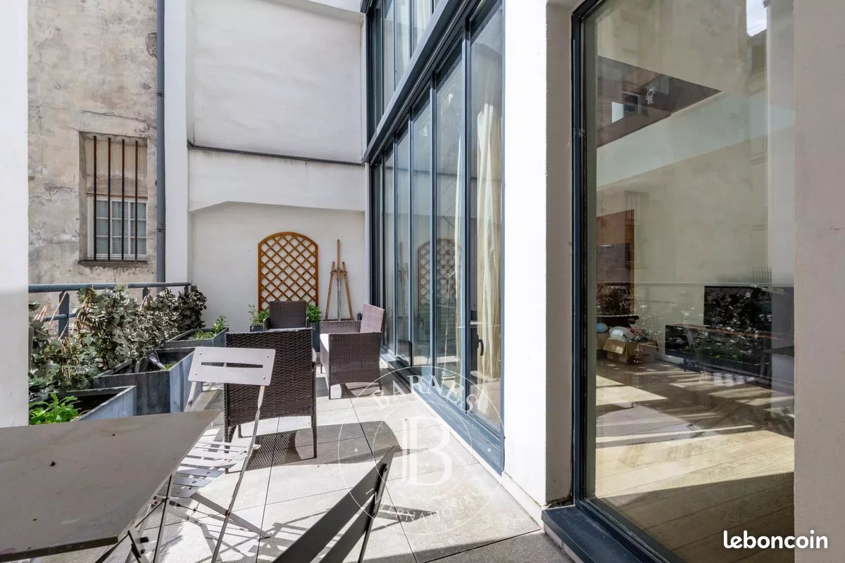 Appartement 3 pièces 89 m² · à Paris · 89 m² · 2 070 000 €