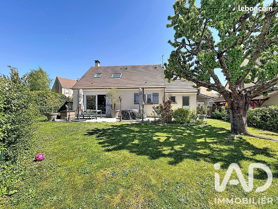 Maison 6 pièces 130 m² · à Briis-sous-Forges · 130 m² · 430 000 €