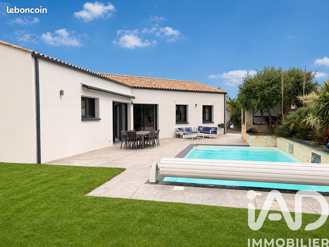Maison 4 pièces 144 m² · à Les Sables-d'Olonne · 144 m² · 668 000 €