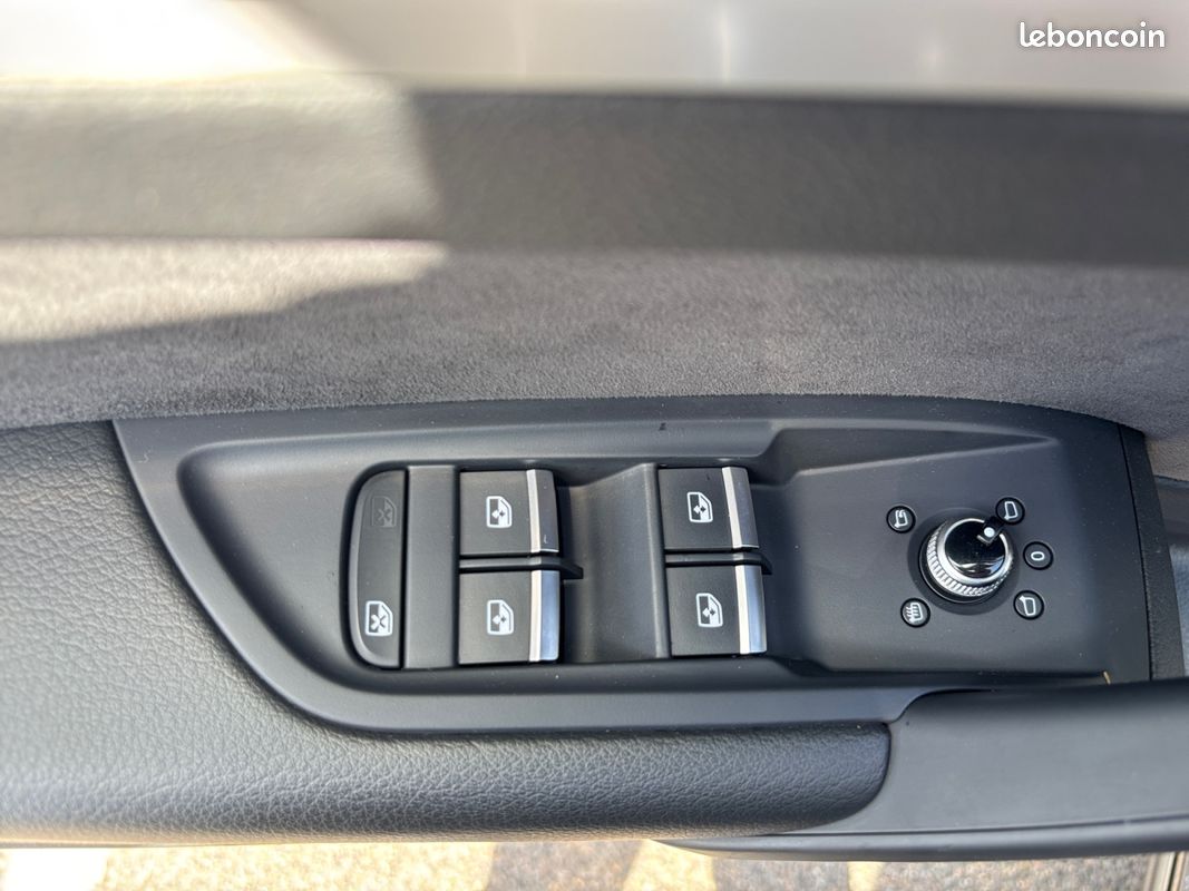 AUDI Q5 Sportback 50 TFSIe 299 S tronic 7 Quattro S line (image 17)