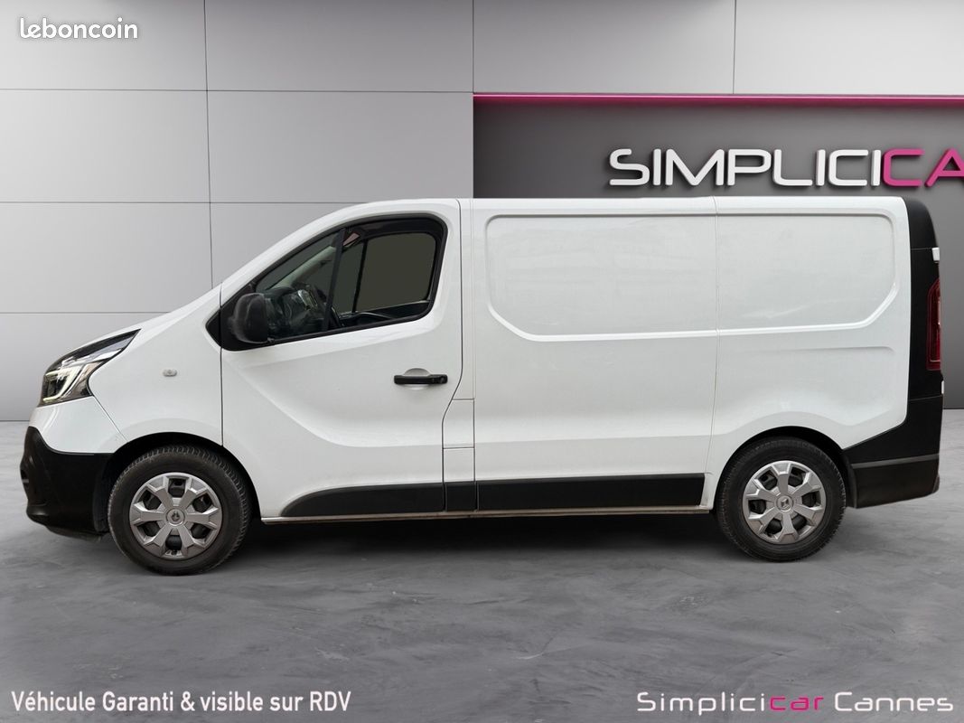 RENAULT TRAFIC III FOURGON L1H1 3T 2.0 BLUE DCI 170 EXTRA BA 150Ch Garantie 12 mois (image 4)