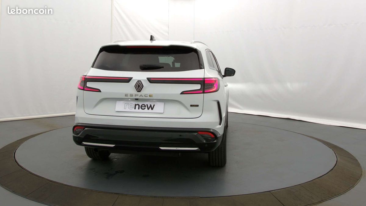 Renault espace e tech full hybrid 200 gsr2 techno (image 14)